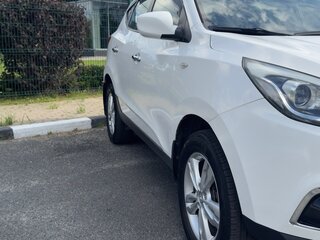 2013 Hyundai ix35 I Рестайлинг, белый, 1050000 рублей, вид 3