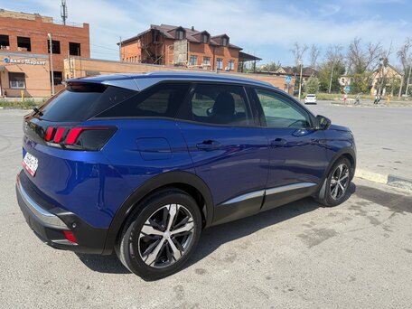 2018 Peugeot 3008 II, синий, 1700000 рублей, вид 3