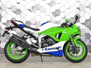 2025 Kawasaki ZX-6R Ninja, белый, 1469000 рублей, вид 3