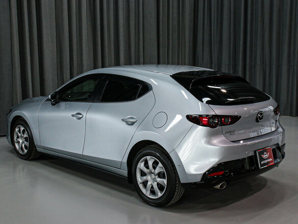 2019 Mazda 3 IV (BP), серый, 1500000 рублей - вид 18
