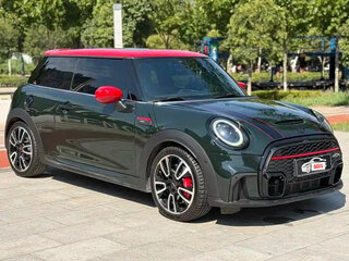 2023 Mini Hatch JCW III (F55/F56) Рестайлинг 2, чёрный, 5667208 рублей, вид 2