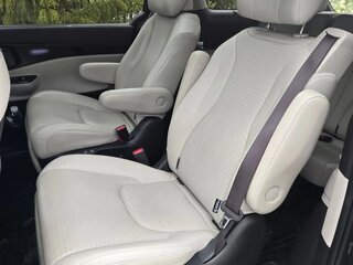 2024 Kia Carnival IV, серый, 4320000 рублей, вид 4