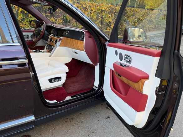 2019 Rolls-Royce Cullinan I (Series I), красный, 26500000 рублей - вид 21