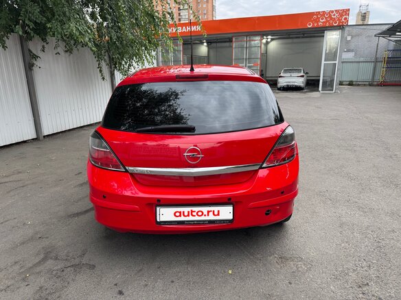 2008 Opel Astra H Рестайлинг, красный, 610000 рублей - вид 5
