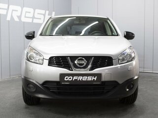 2010 Nissan Qashqai I Рестайлинг, серебристый, 1080000 рублей, вид 3