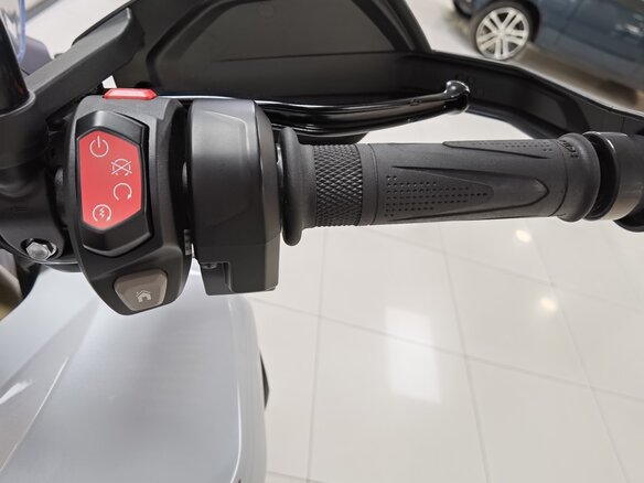 2022 Triumph Tiger 1200, белый - вид 25