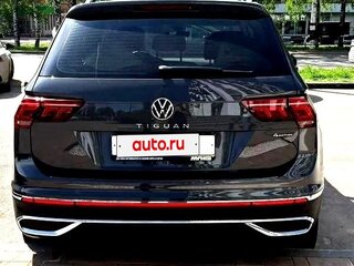2022 Volkswagen Tiguan II Рестайлинг, серый, 3200000 рублей, вид 3