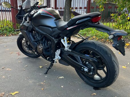 2020 Honda CBR 650R, чёрный, 865000 рублей, вид 3
