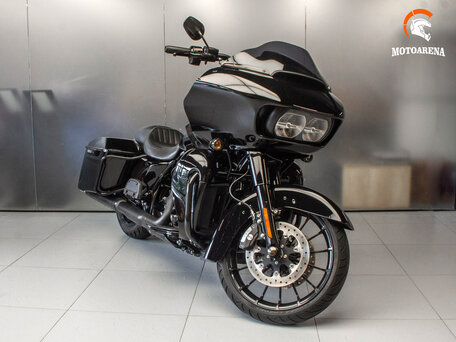 2018 Harley-Davidson Road Glide, чёрный, 1391126 рублей, вид 1