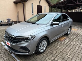 2021 Volkswagen Polo VI, серый, 1850000 рублей, вид 1