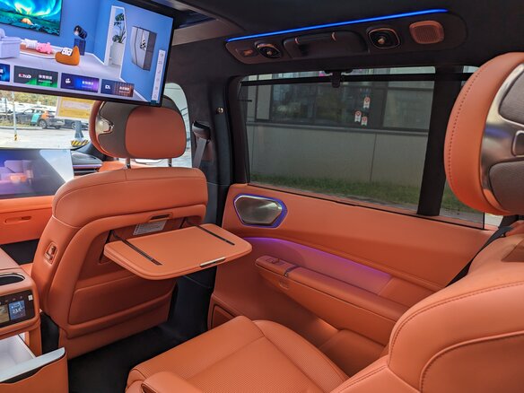 2026 Lynk & Co 900, серебристый, 7670000 рублей - вид 12