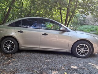 2012 Chevrolet Cruze I, бежевый, 620000 рублей, вид 4