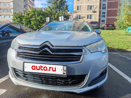 2013 Citroen C4 II, серебристый, 420000 рублей, вид 3