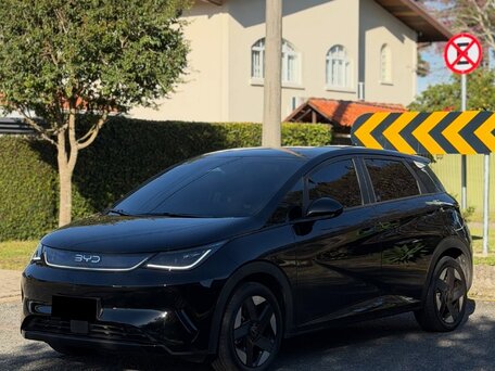 2025 BYD Dolphin 45.12 kWh I Рестайлинг, чёрный, 1750000 рублей, вид 2