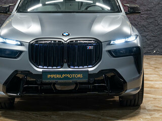 2026 BMW X7 M60i I (G07) Рестайлинг, серебристый, 22990000 рублей, вид 3