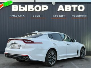 2018 Kia Stinger I, белый, 2440000 рублей, вид 2