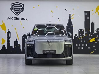 2026 Voyah Taishan X8, серебристый, 7490000 рублей, вид 2