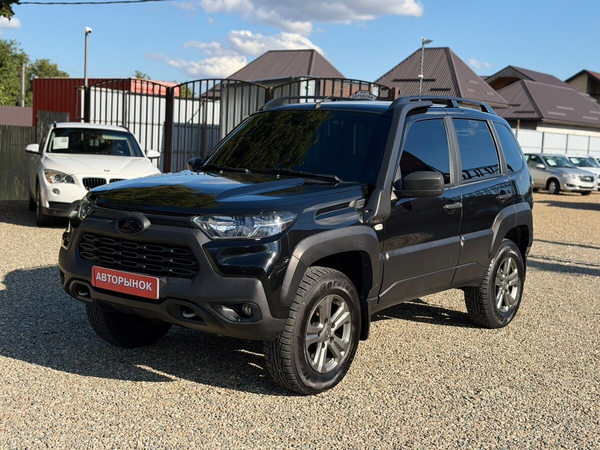 Открыть фотографии: Lada (ВАЗ) Niva Travel I