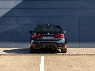 2018 BMW 5 серии 520d xDrive VII (G30/G31/G38), чёрный, 2995000 рублей, вид 5