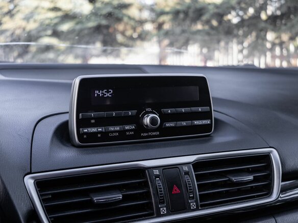 2013 Mazda 3 III (BM), белый, 845000 рублей - вид 20