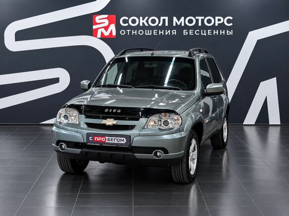 2015 Chevrolet Niva I Рестайлинг, серый, 729900 рублей - вид 3