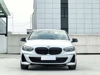 2023 BMW 1 серии 120i III (F52) Рестайлинг, белый, 1880000 рублей, вид 2