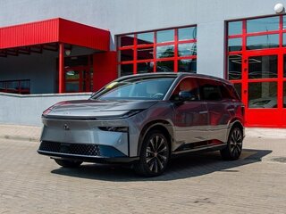 2026 Toyota bZ3X 67.9 kWh, серебристый, 3490000 рублей, вид 1