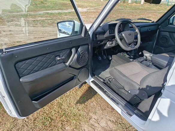 1994 Lada (ВАЗ) 2121 (4x4) I Рестайлинг, белый, 450000 рублей - вид 9