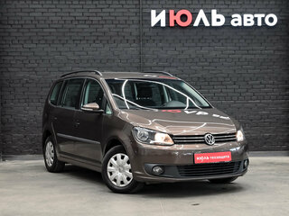 2012 Volkswagen Touran I Рестайлинг 2, коричневый, 1100000 рублей, вид 3