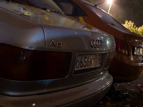 1997 Audi A8 I (D2), серый, 250000 рублей - вид 4
