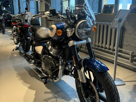 2026 Royal Enfield Super Meteor, синий, 792000 рублей, вид 3