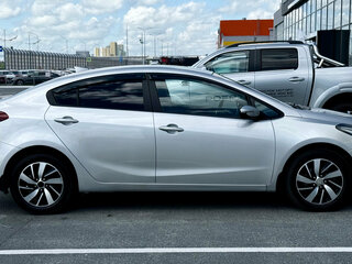 2017 Kia Cerato III Рестайлинг (Classic), серебристый, 1450000 рублей, вид 4