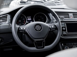 2020 Volkswagen Tiguan Allspace II, чёрный, 3350000 рублей, вид 4