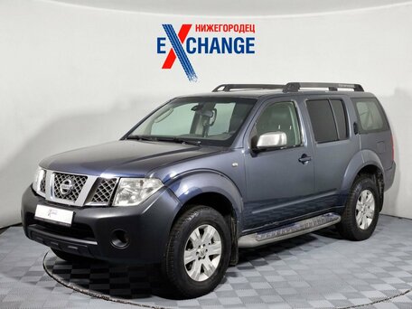 Nissan Pathfinder III