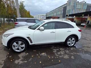 2010 Infiniti FX37 II (S51), белый, 1550000 рублей, вид 4