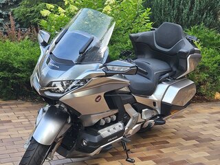 2023 Honda GL 1800 Gold Wing, серебристый, 3250000 рублей, вид 1