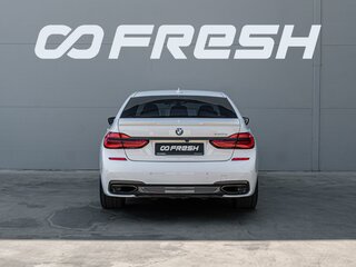 2017 BMW 7 серии 740e VI (G11/G12), белый, 3050000 рублей, вид 4