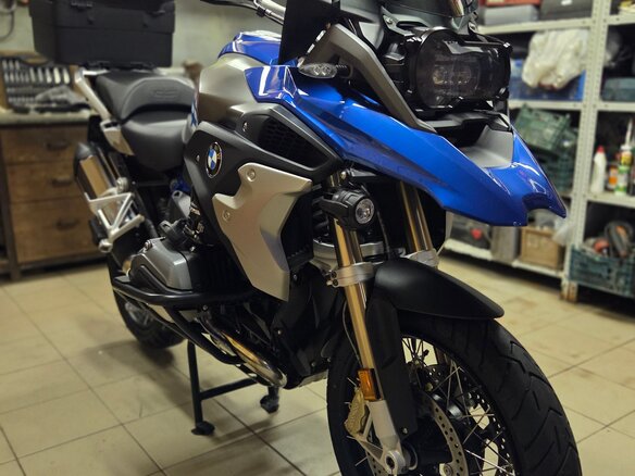 2017 BMW R 1200 GS, синий, 1450000 рублей - вид 3