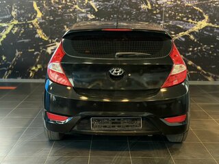 2012 Hyundai Solaris I, чёрный, 650000 рублей, вид 5