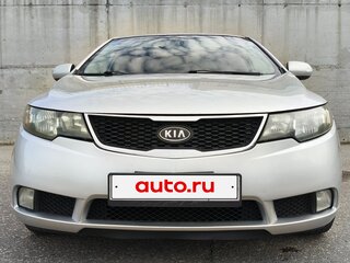2009 Kia Cerato 4-speed II, серебристый, 629000 рублей, вид 2