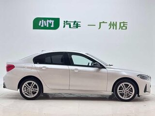2023 BMW 1 серии 120i III (F52) Рестайлинг, белый, 1760000 рублей, вид 4