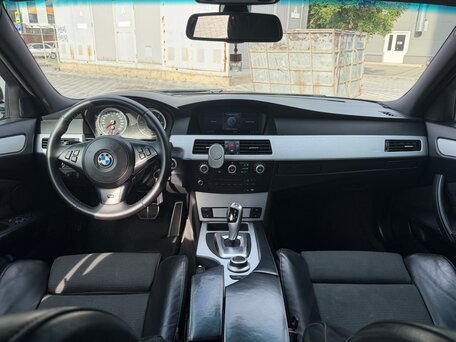 2007 BMW 5 серии 530d V (E60/E61) Рестайлинг, синий, 1500000 рублей, вид 5