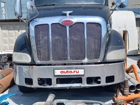 2004 Peterbilt 387, чёрный, 1600000 рублей, вид 1