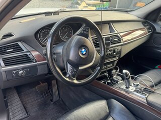 2010 BMW X5 30i II (E70), белый, 1600000 рублей, вид 3
