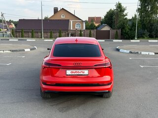 2021 Audi e-tron Sportback 55 I, красный, 8000000 рублей, вид 5