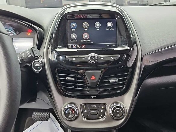 2022 Chevrolet Spark IV Рестайлинг, белый, 950000 рублей - вид 8