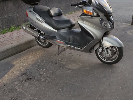 2004 Suzuki Burgman (SkyWave) 650, серебристый, 280000 рублей, вид 2