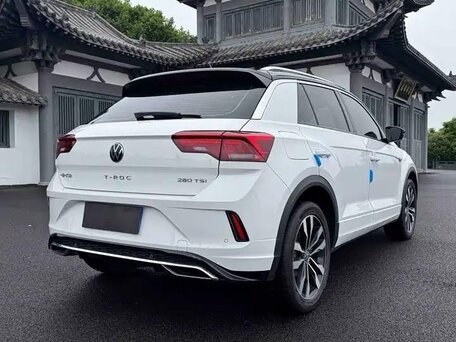 2021 Volkswagen T-Roc I Рестайлинг, белый, 1450077 рублей, вид 4