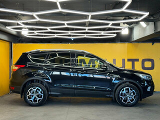 2018 Ford Kuga II Рестайлинг, чёрный, 1679000 рублей, вид 4