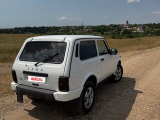 2018 Lada (ВАЗ) 2121 (4x4) Urban I Рестайлинг, белый, 560000 рублей, вид 4